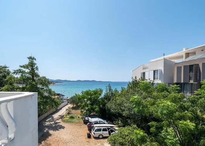 By The Sea - Diklo, - 20894 زادار