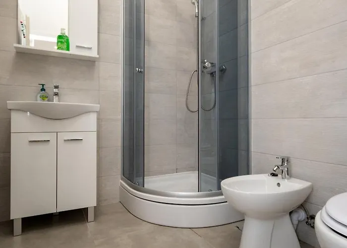 By The Sea - Diklo, - 20894 *