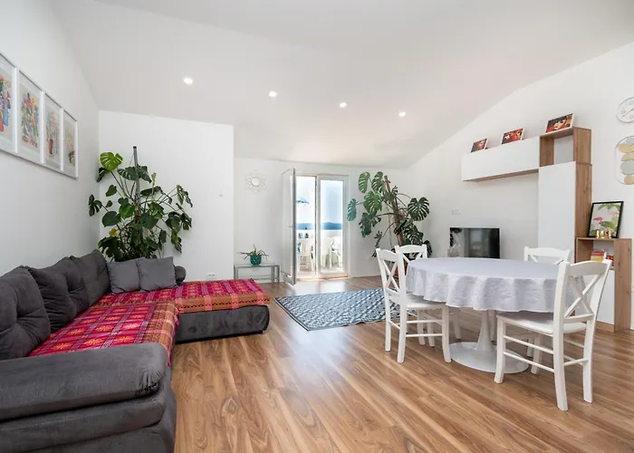 By The Sea - Diklo, - 20894 شقة *